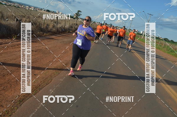 Buy your photos of the event1 Beer Run Expo guas on Fotop