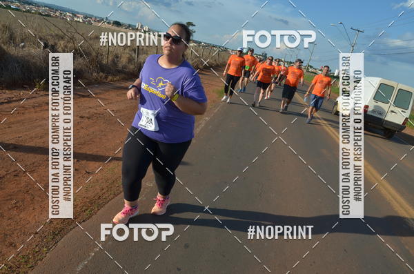 Buy your photos of the event1 Beer Run Expo guas on Fotop