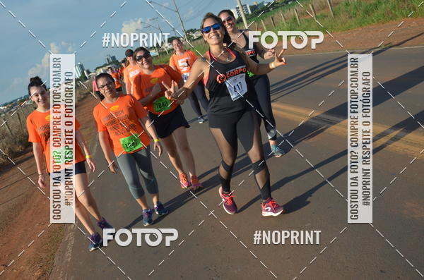Buy your photos of the event1 Beer Run Expo guas on Fotop