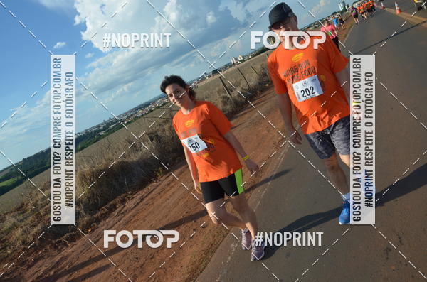Buy your photos of the event1 Beer Run Expo guas on Fotop