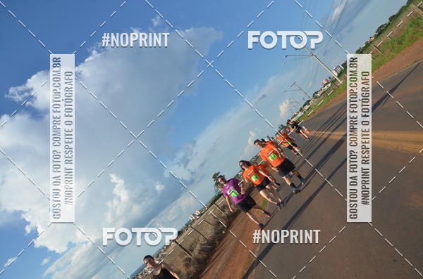 Buy your photos of the event1 Beer Run Expo guas on Fotop