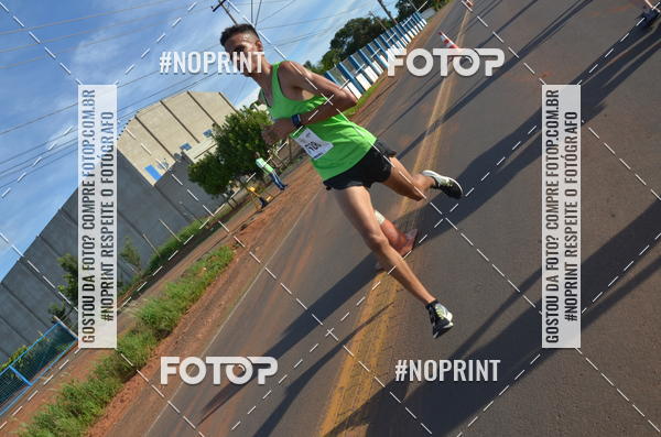 Buy your photos of the event1 Beer Run Expo guas on Fotop