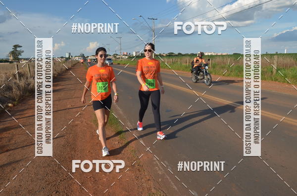 Buy your photos of the event1 Beer Run Expo guas on Fotop