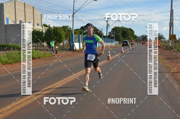 Buy your photos of the event1 Beer Run Expo guas on Fotop
