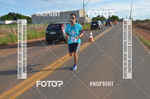 Buy your photos of the event1 Beer Run Expo guas on Fotop