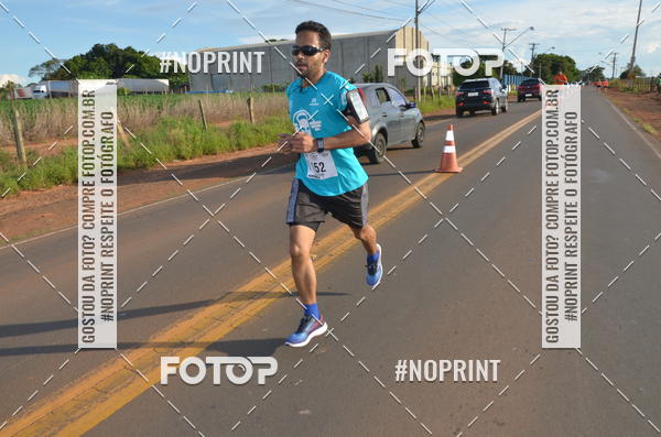 Buy your photos of the event1 Beer Run Expo guas on Fotop