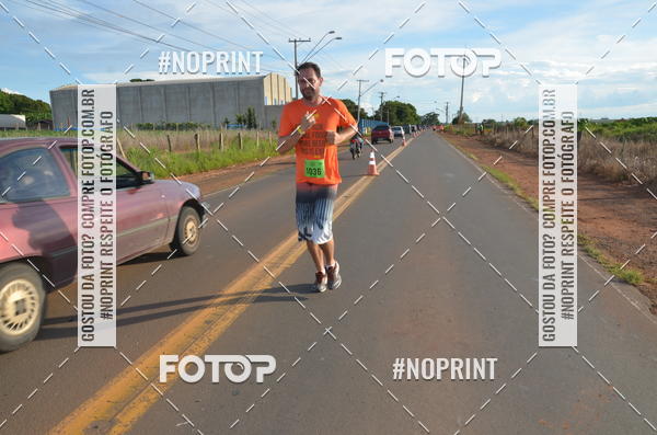 Buy your photos of the event1 Beer Run Expo guas on Fotop