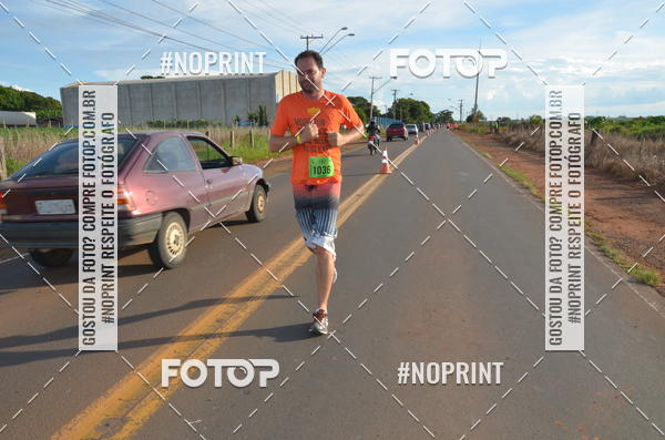 Buy your photos of the event1 Beer Run Expo guas on Fotop