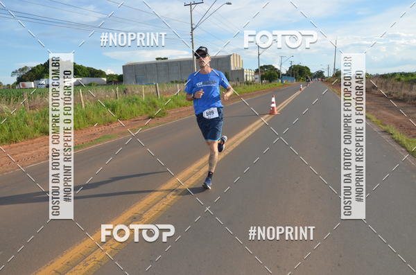 Buy your photos of the event1 Beer Run Expo guas on Fotop