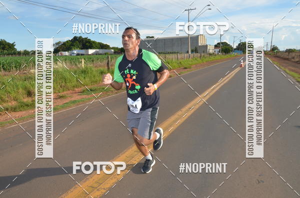 Buy your photos of the event1 Beer Run Expo guas on Fotop