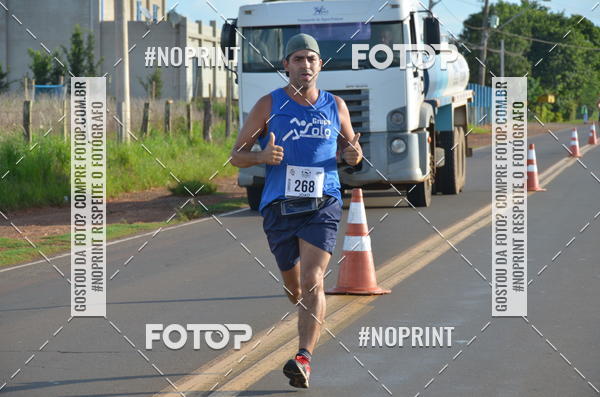 Buy your photos of the event1 Beer Run Expo guas on Fotop