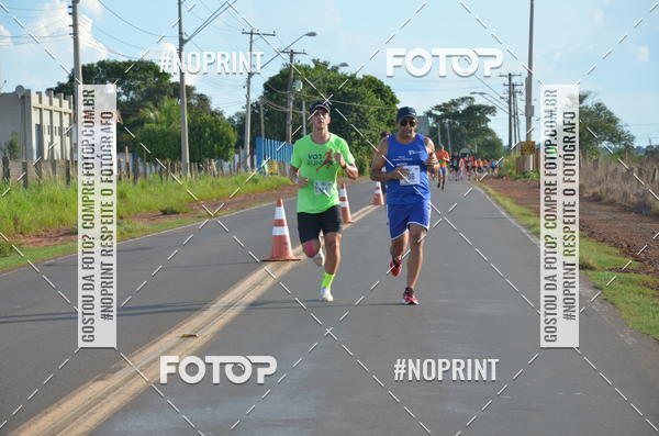 Buy your photos of the event1 Beer Run Expo guas on Fotop