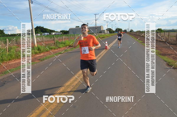 Buy your photos of the event1 Beer Run Expo guas on Fotop