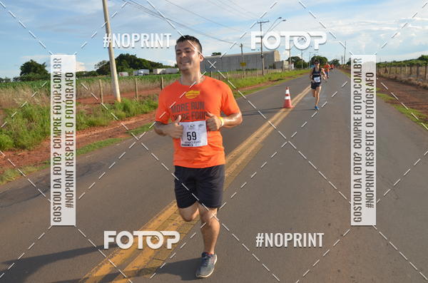 Buy your photos of the event1 Beer Run Expo guas on Fotop