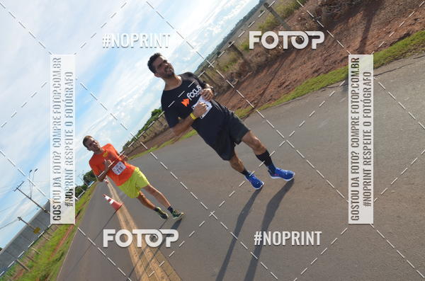 Buy your photos of the event1 Beer Run Expo guas on Fotop