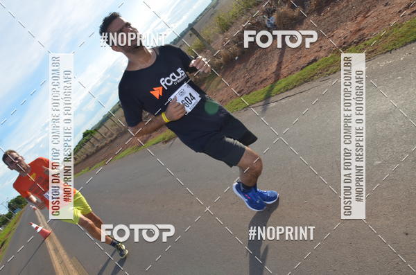 Buy your photos of the event1 Beer Run Expo guas on Fotop