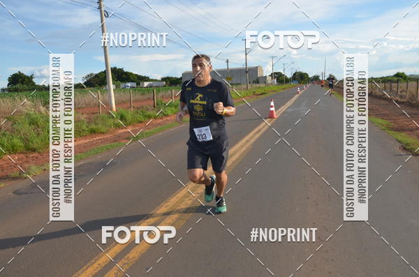 Buy your photos of the event1 Beer Run Expo guas on Fotop