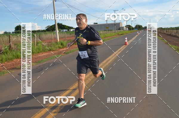 Buy your photos of the event1 Beer Run Expo guas on Fotop