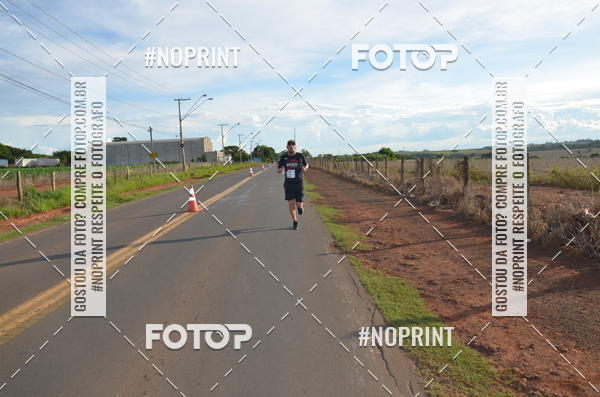Buy your photos of the event1 Beer Run Expo guas on Fotop