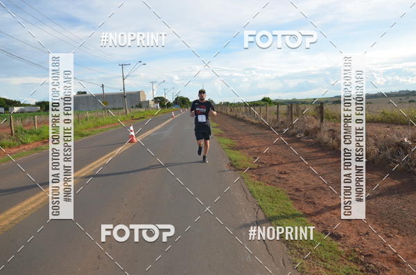 Buy your photos of the event1 Beer Run Expo guas on Fotop
