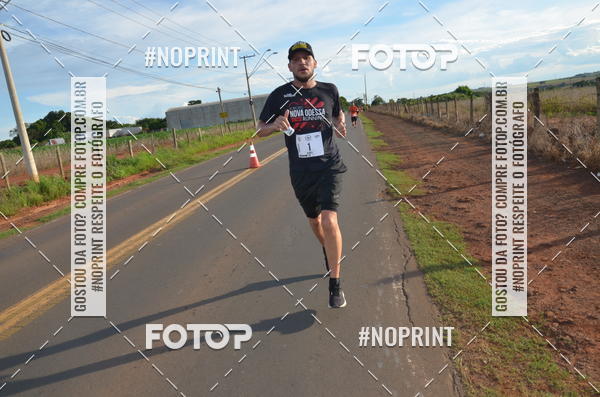 Buy your photos of the event1 Beer Run Expo guas on Fotop