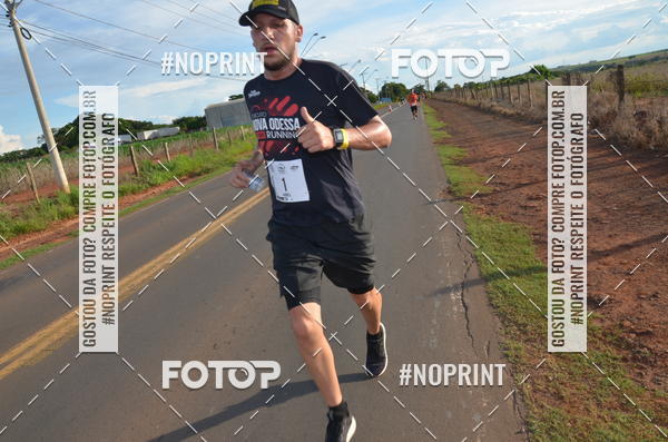 Buy your photos of the event1 Beer Run Expo guas on Fotop