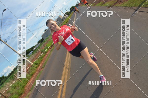 Buy your photos of the event1 Beer Run Expo guas on Fotop