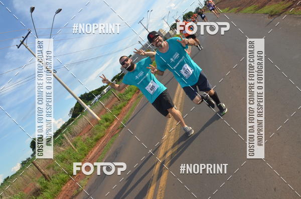 Buy your photos of the event1 Beer Run Expo guas on Fotop