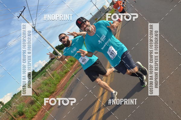 Buy your photos of the event1 Beer Run Expo guas on Fotop