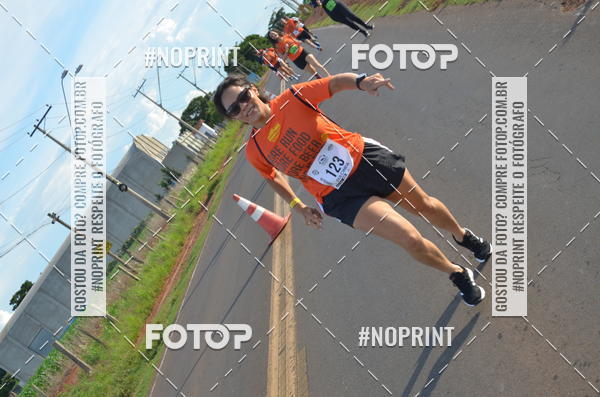 Buy your photos of the event1 Beer Run Expo guas on Fotop