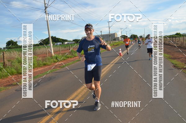 Buy your photos of the event1 Beer Run Expo guas on Fotop