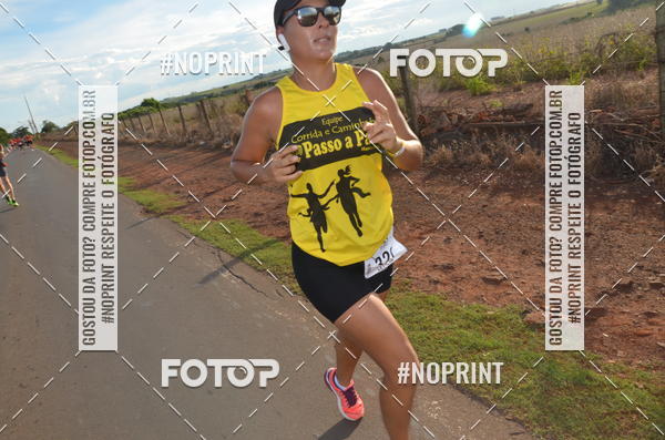 Buy your photos of the event1 Beer Run Expo guas on Fotop