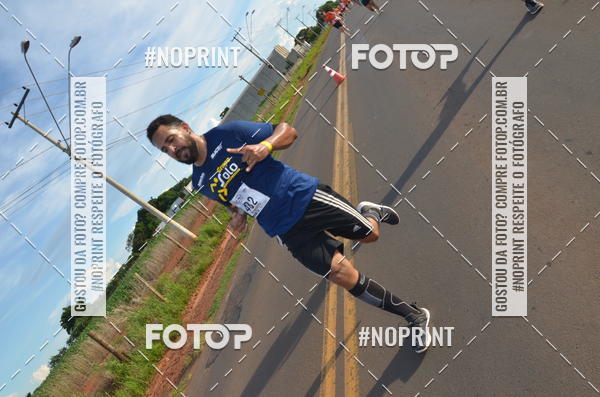 Buy your photos of the event1 Beer Run Expo guas on Fotop