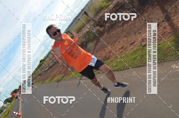 Buy your photos of the event1 Beer Run Expo guas on Fotop