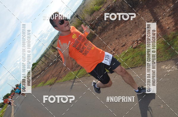 Buy your photos of the event1 Beer Run Expo guas on Fotop