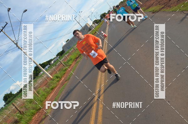 Buy your photos of the event1 Beer Run Expo guas on Fotop