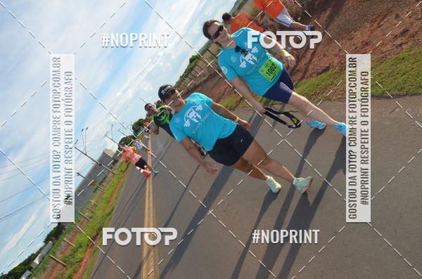 Buy your photos of the event1 Beer Run Expo guas on Fotop