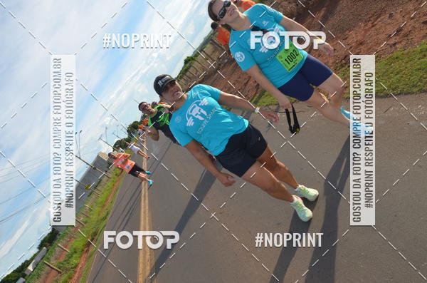Buy your photos of the event1 Beer Run Expo guas on Fotop