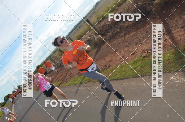 Buy your photos of the event1 Beer Run Expo guas on Fotop