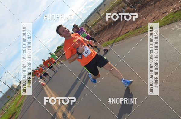 Buy your photos of the event1 Beer Run Expo guas on Fotop