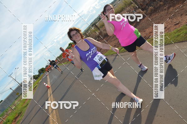 Buy your photos of the event1 Beer Run Expo guas on Fotop