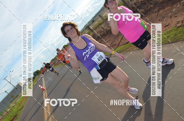 Buy your photos of the event1 Beer Run Expo guas on Fotop