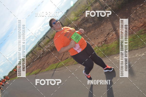 Buy your photos of the event1 Beer Run Expo guas on Fotop