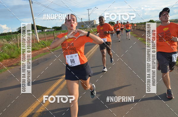 Buy your photos of the event1 Beer Run Expo guas on Fotop