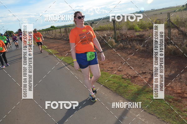 Buy your photos of the event1 Beer Run Expo guas on Fotop