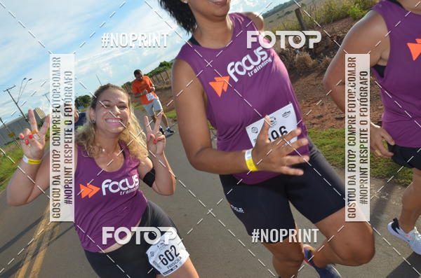 Buy your photos of the event1 Beer Run Expo guas on Fotop