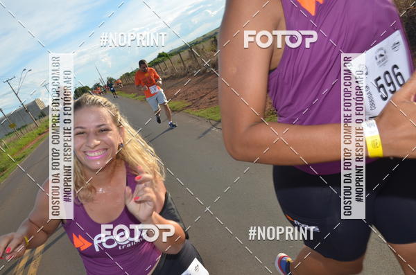 Buy your photos of the event1 Beer Run Expo guas on Fotop