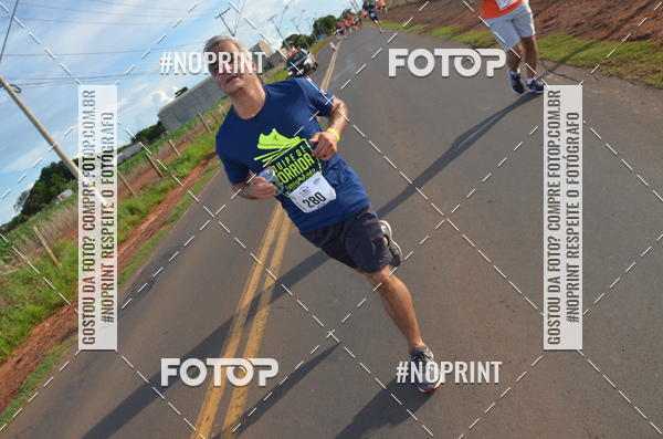 Buy your photos of the event1 Beer Run Expo guas on Fotop