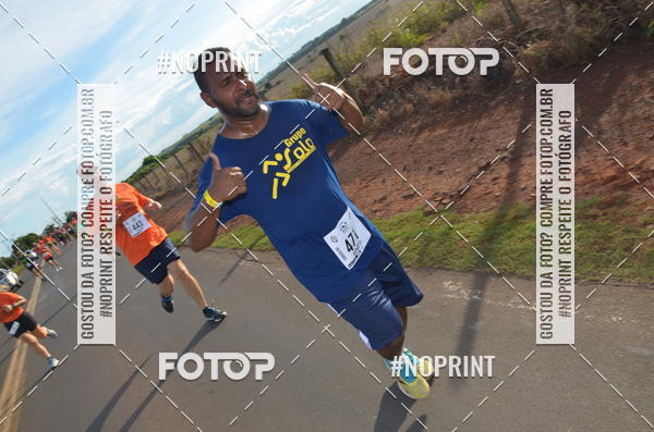 Buy your photos of the event1 Beer Run Expo guas on Fotop