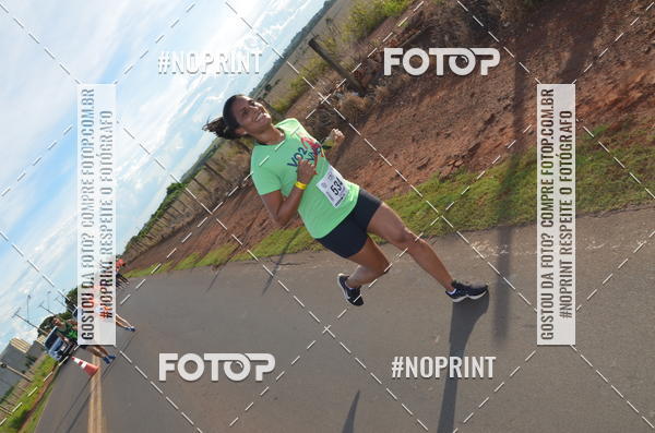Buy your photos of the event1 Beer Run Expo guas on Fotop